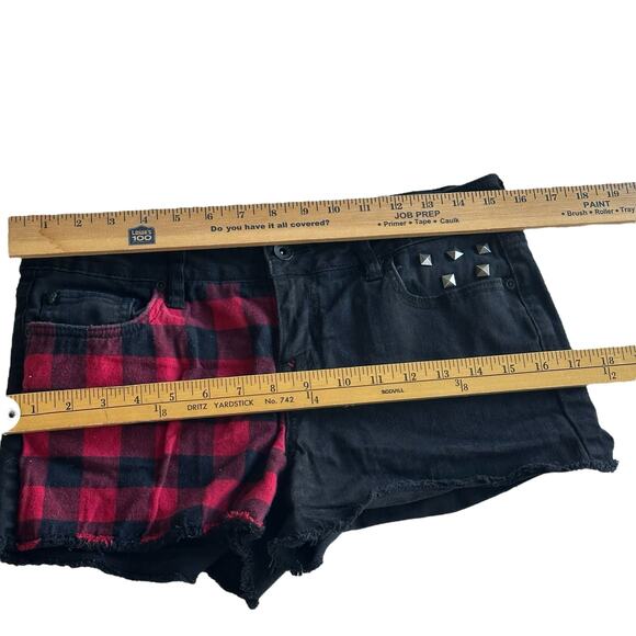 Womens Shorts Bundle Size 9 Black Denim Plaid - Picture 6 of 7